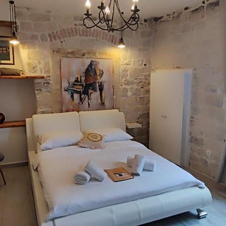 Studios Kadena Trogir Bagian luar foto