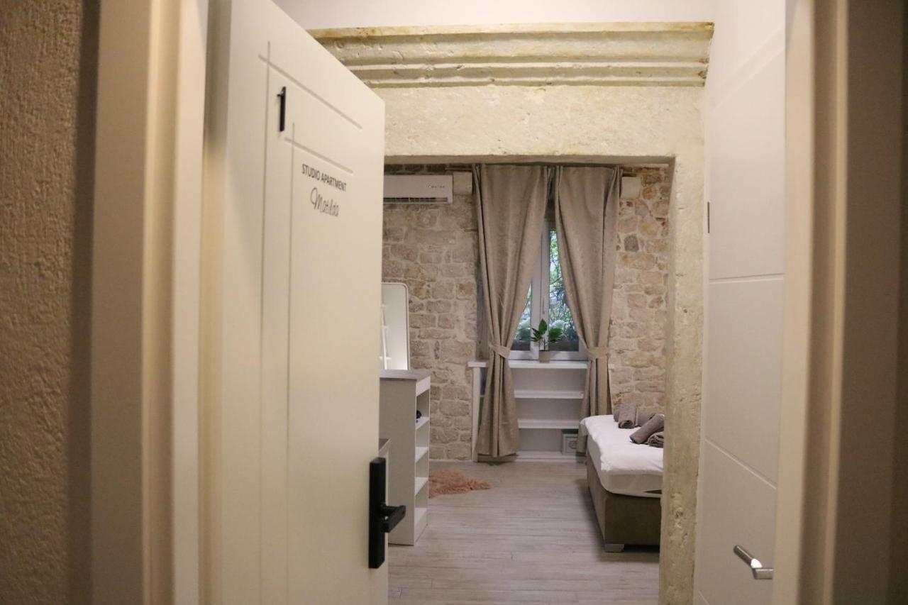 Studios Kadena Trogir Bagian luar foto
