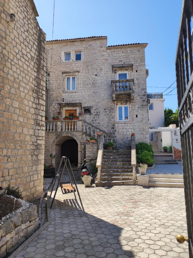 Studios Kadena Trogir Bagian luar foto