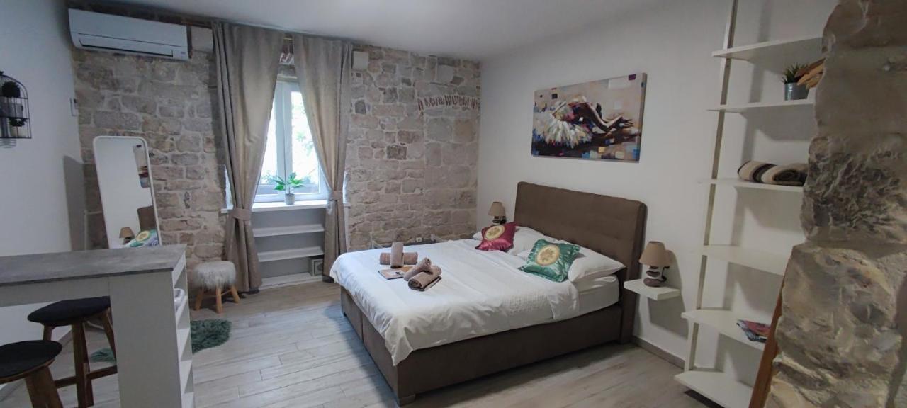 Studios Kadena Trogir Bagian luar foto