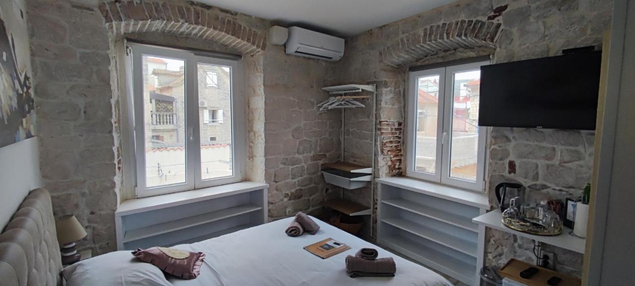 Studios Kadena Trogir Bagian luar foto