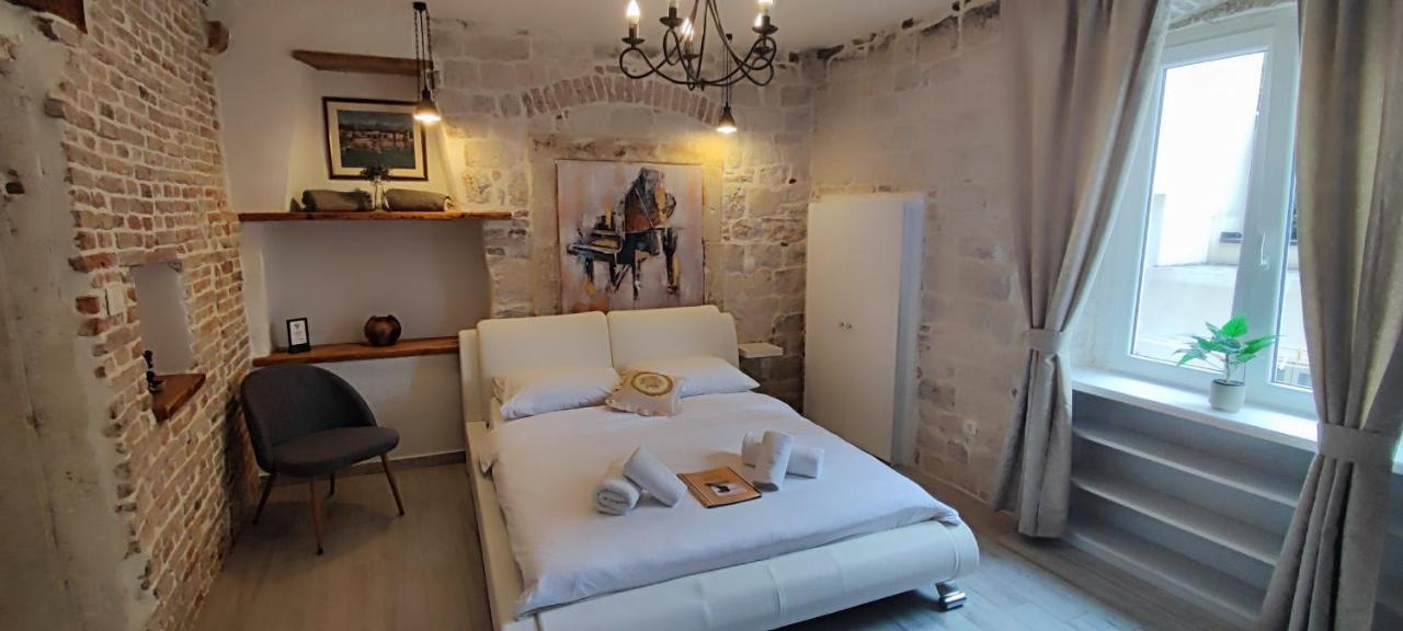 Studios Kadena Trogir Bagian luar foto