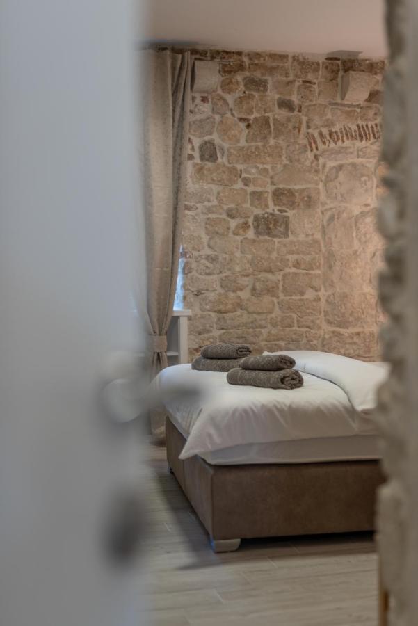 Studios Kadena Trogir Bagian luar foto